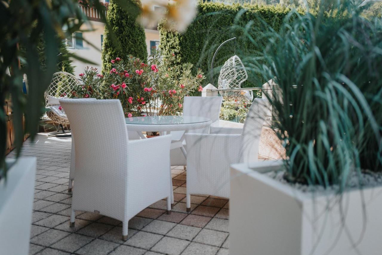 Hotel Bischofhof - Bistro Jasmin Chiusa Bagian luar foto